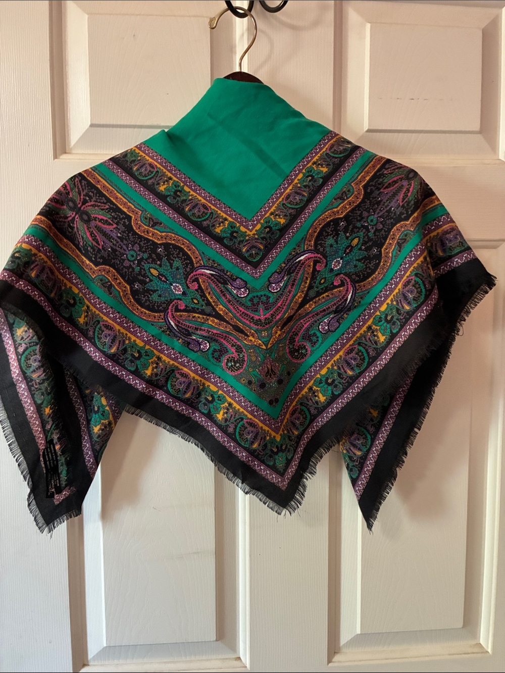 VTG EMERALD PAISLEY SCARF